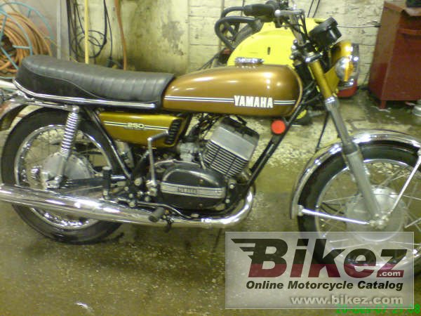 Thumbnail for Yamaha RD 250 (6-speed) 1974