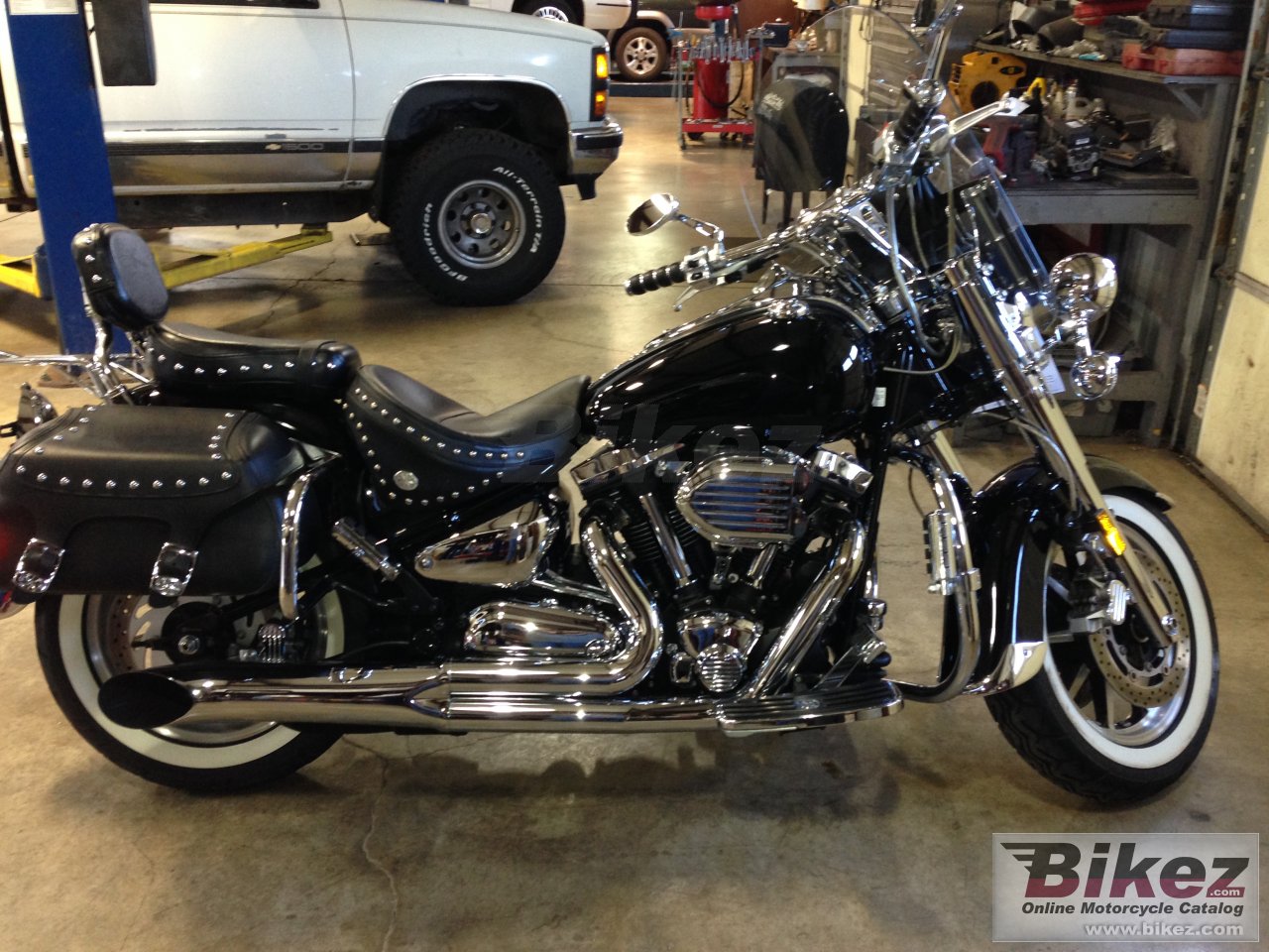 Thumbnail for Yamaha Road Star Midnight Silverado 1700 2004