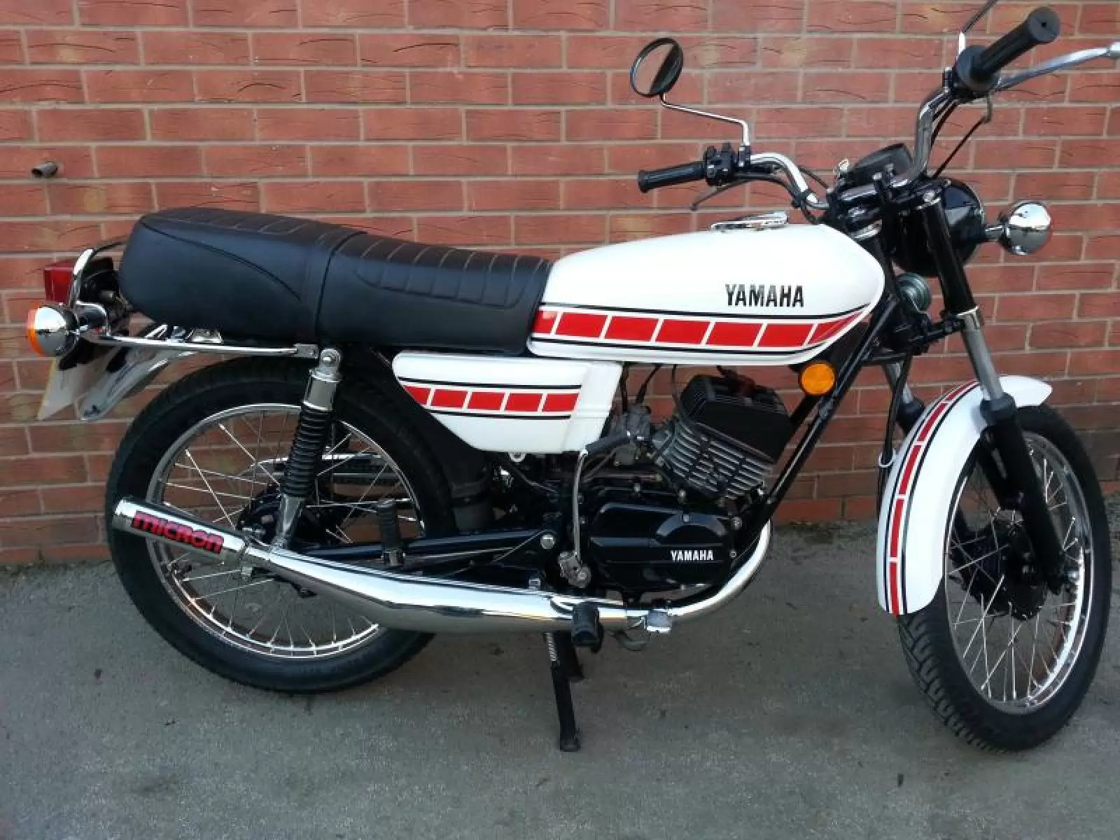Yamaha RS 100