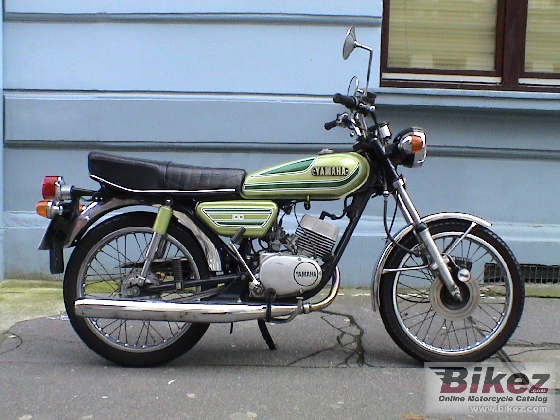 Yamaha RS 100 DX