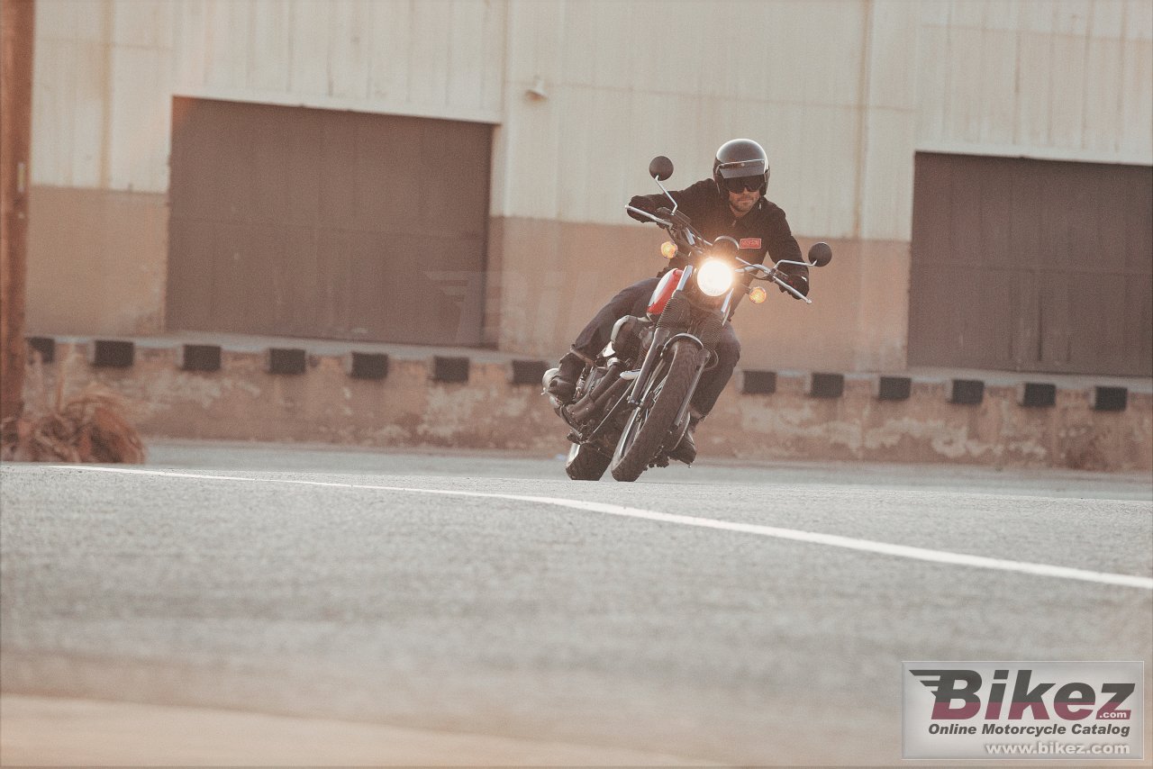 Thumbnail for Yamaha SCR 950 2017