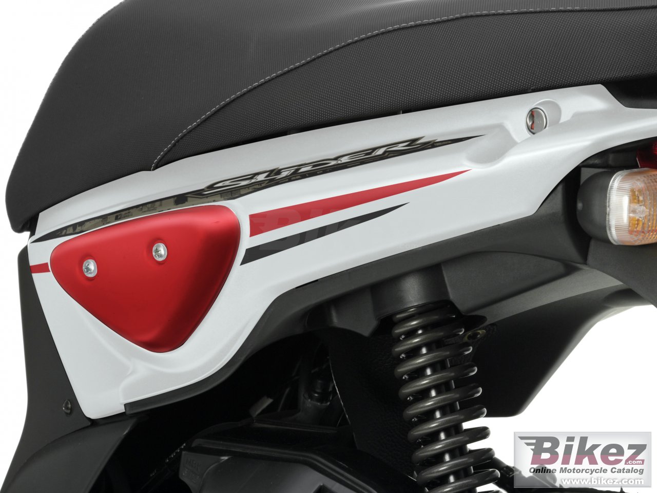 Thumbnail for Yamaha Slider Naked 2010