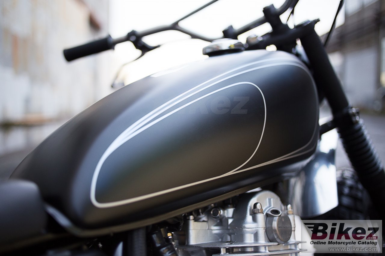 Thumbnail for Yamaha SR400 Gibbonslap 2015