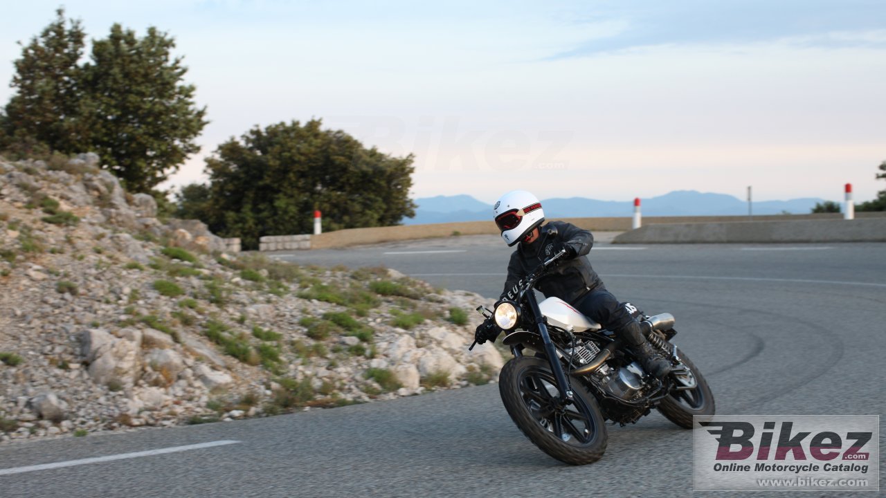 Thumbnail for Yamaha SR400 Lightening by Deus 2015