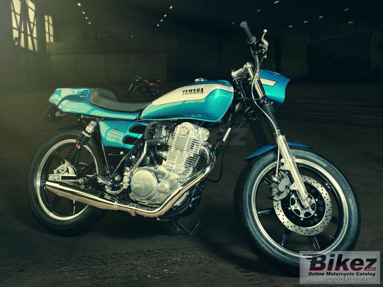 Yamaha SR400 Stallion and Bronco