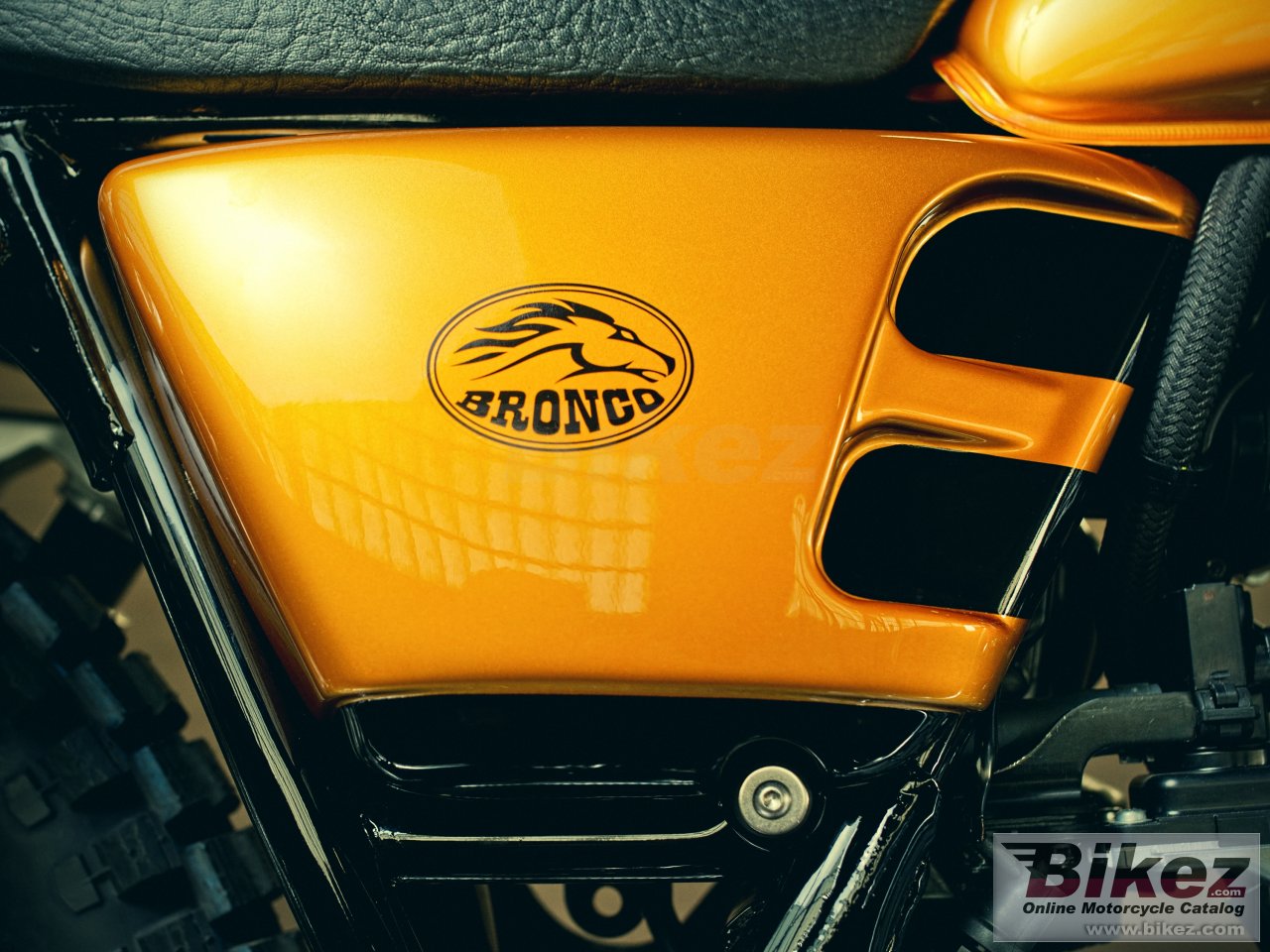 Thumbnail for Yamaha SR400 Stallion and Bronco 2015