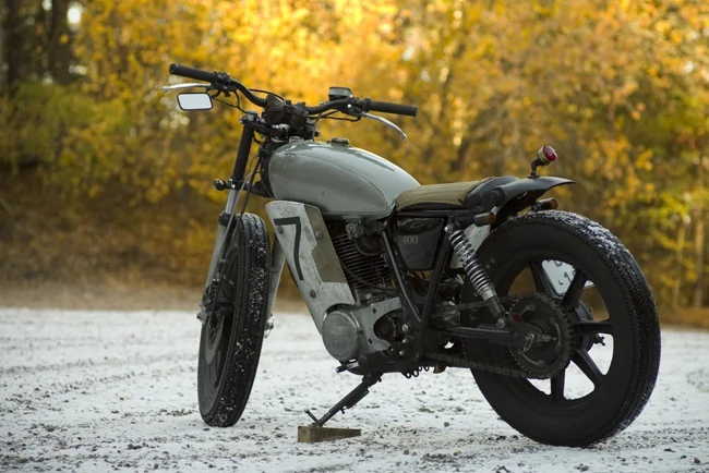 Yamaha SR 400