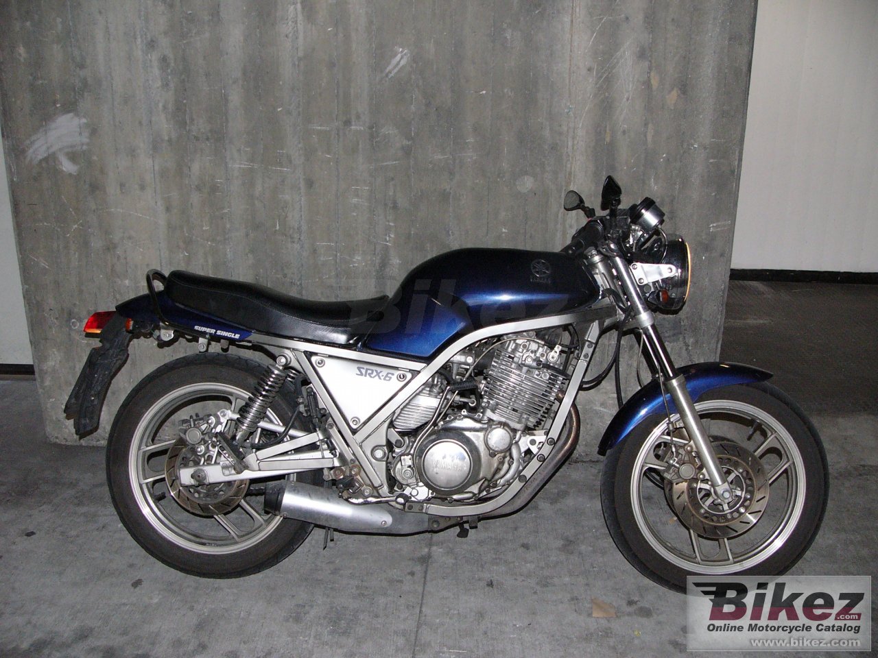 Yamaha SRX 6