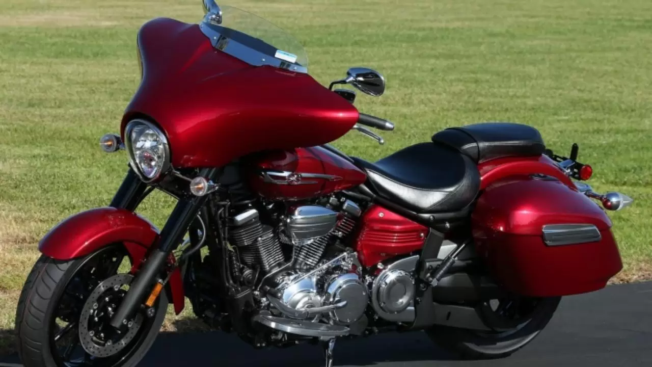 Thumbnail for Yamaha Star Stratoliner 2013
