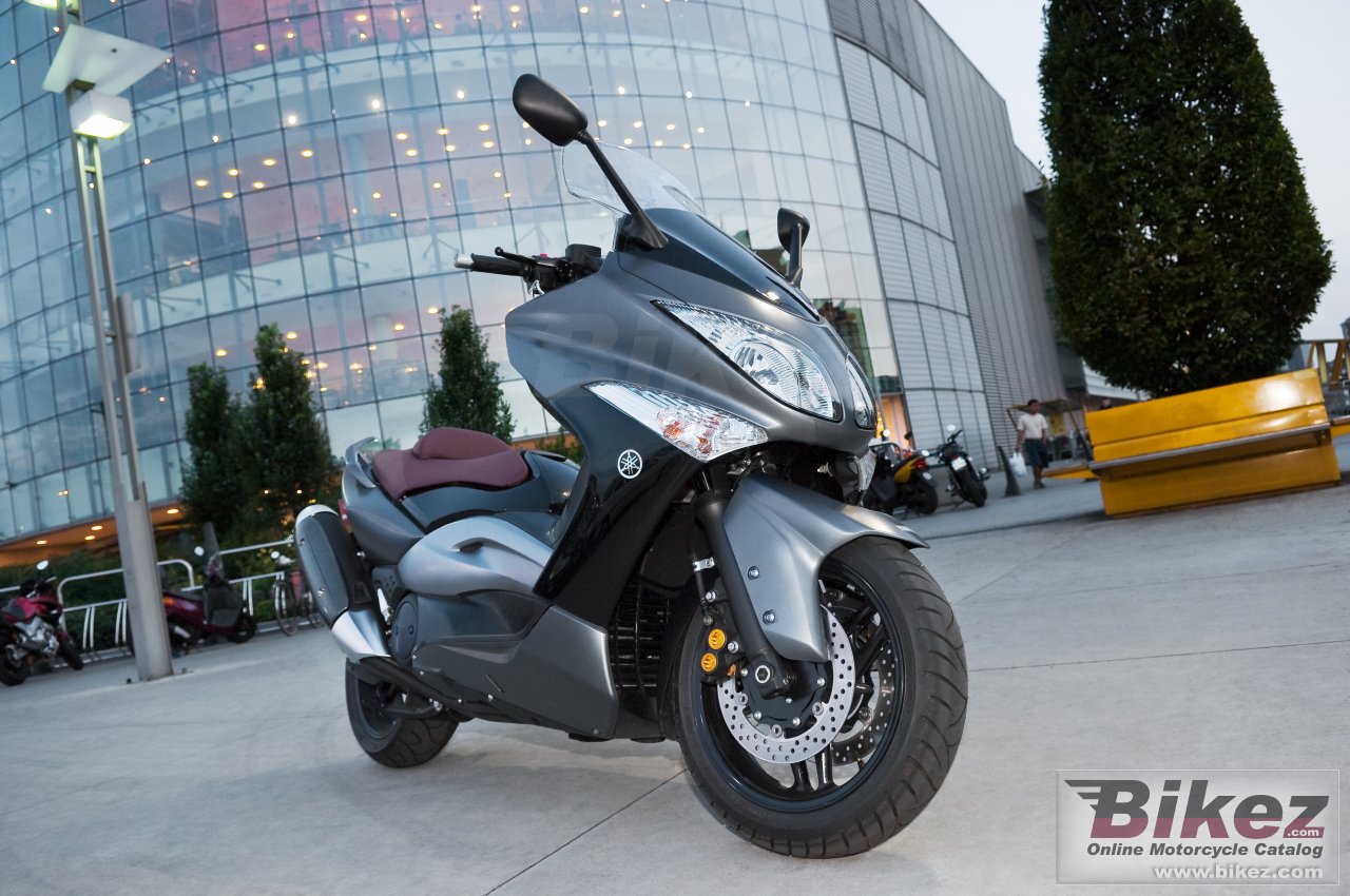 Thumbnail for Yamaha TMAX 2008