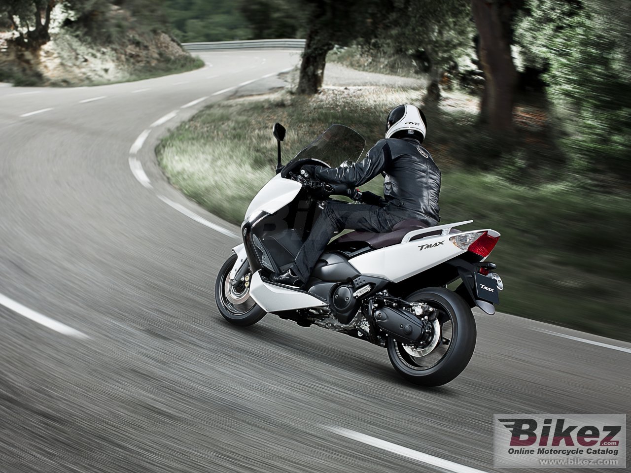 Thumbnail for Yamaha TMAX 2011