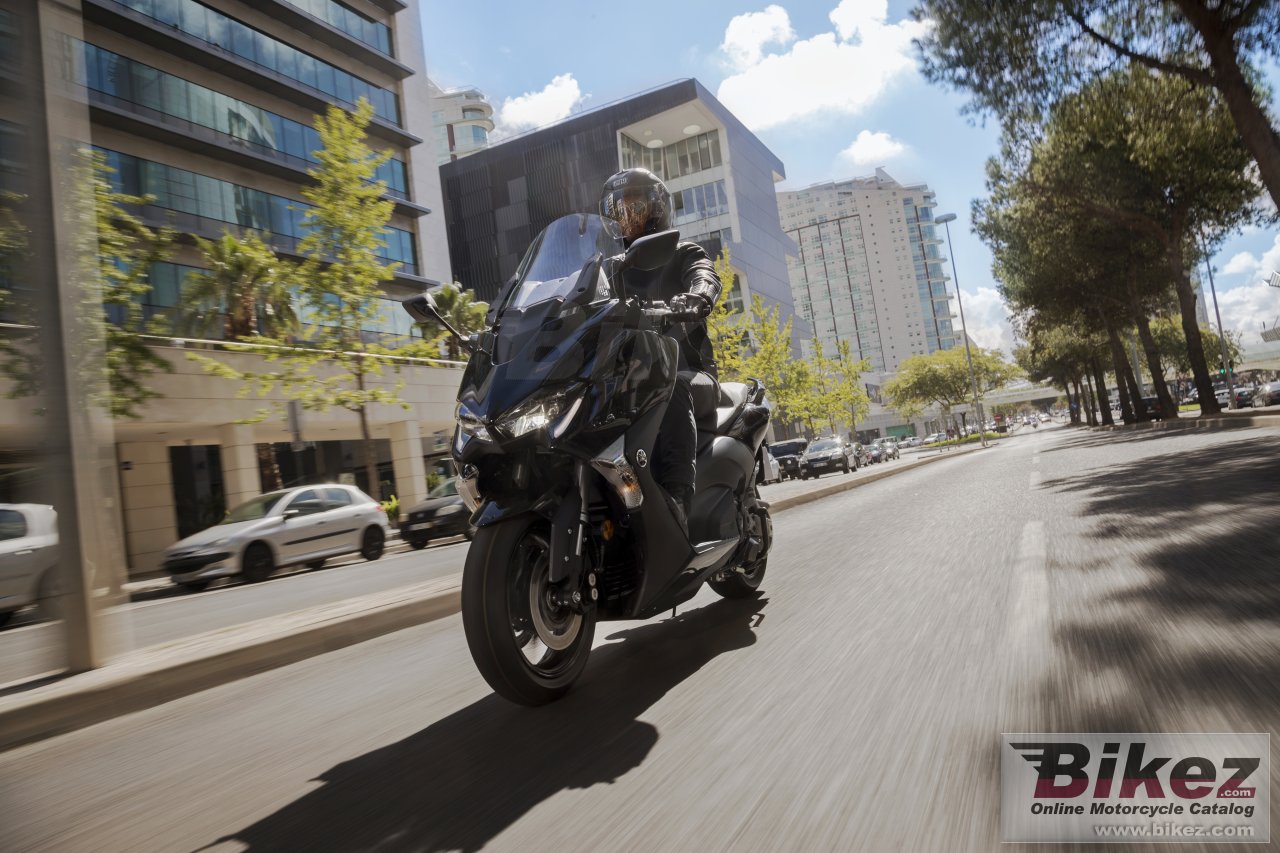 Thumbnail for Yamaha TMAX 2017