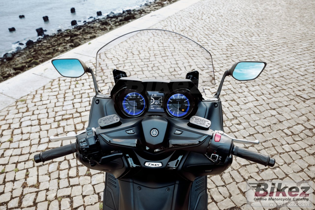 Thumbnail for Yamaha TMAX 2017