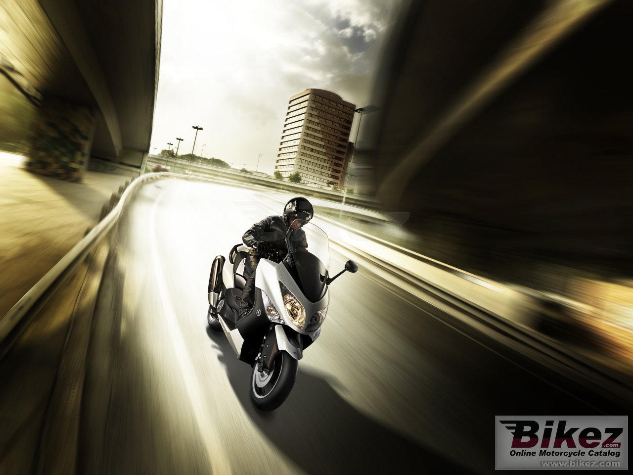 Thumbnail for Yamaha TMAX White Max 2010