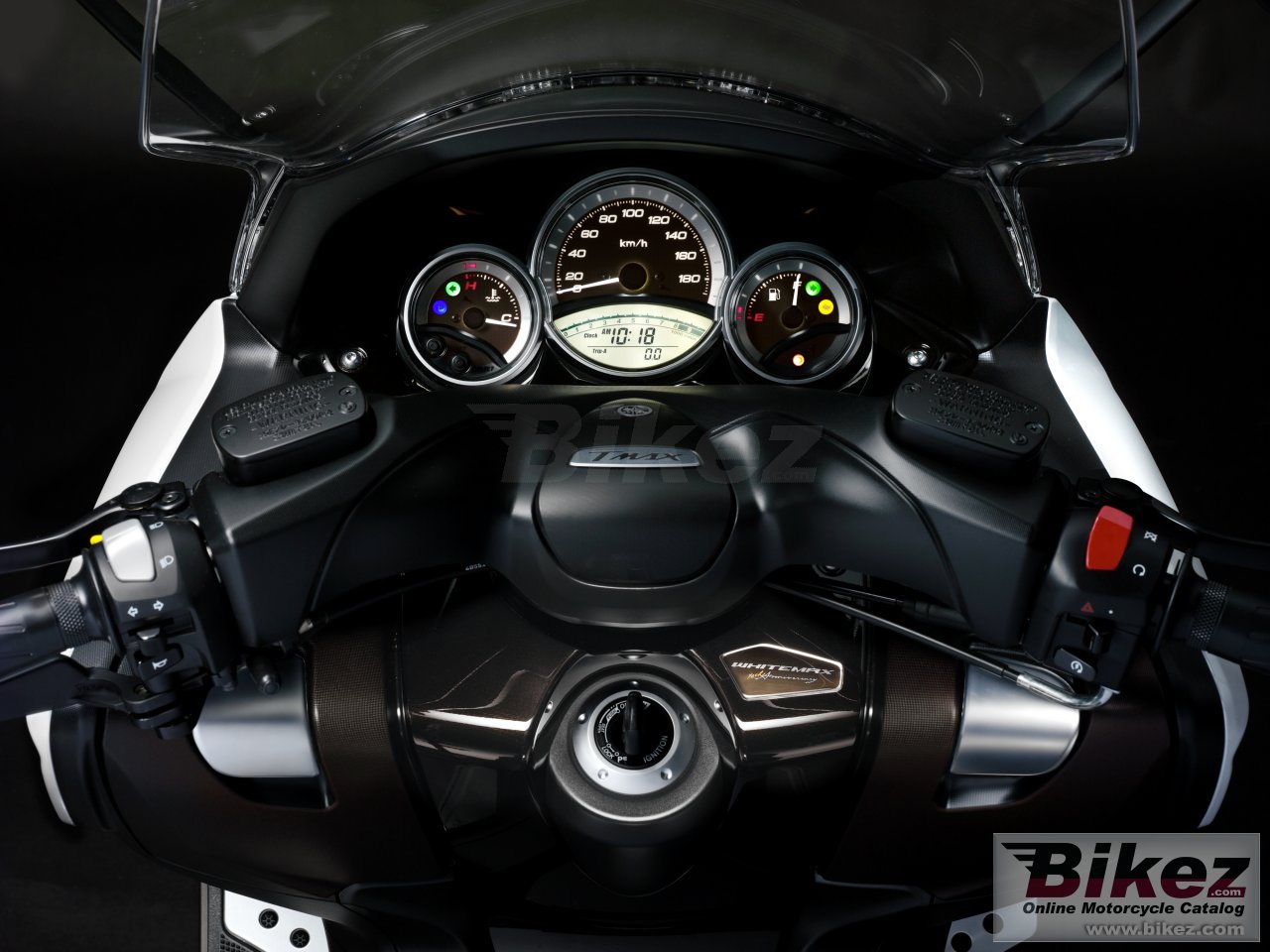 Thumbnail for Yamaha TMAX White Max 2010