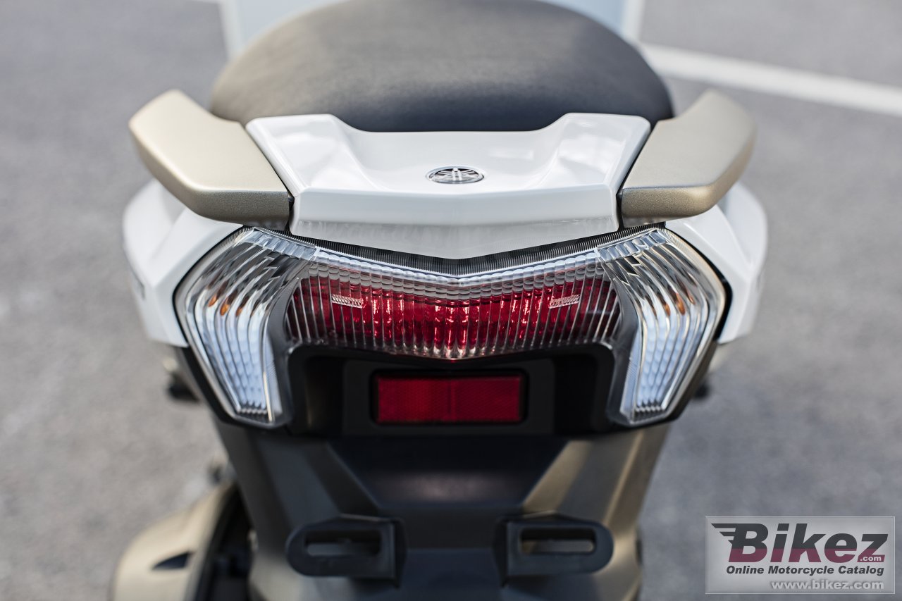 Thumbnail for Yamaha Tricity 2016