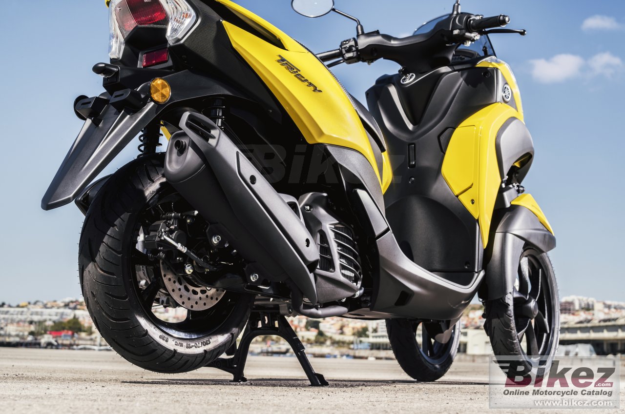 Thumbnail for Yamaha Tricity 2017