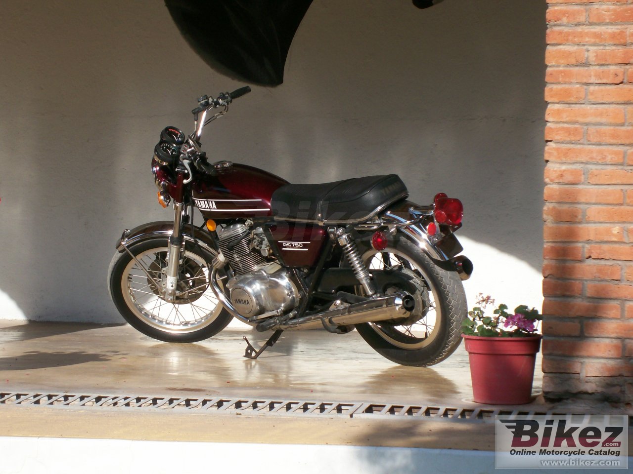 Thumbnail for Yamaha TX 750 1974