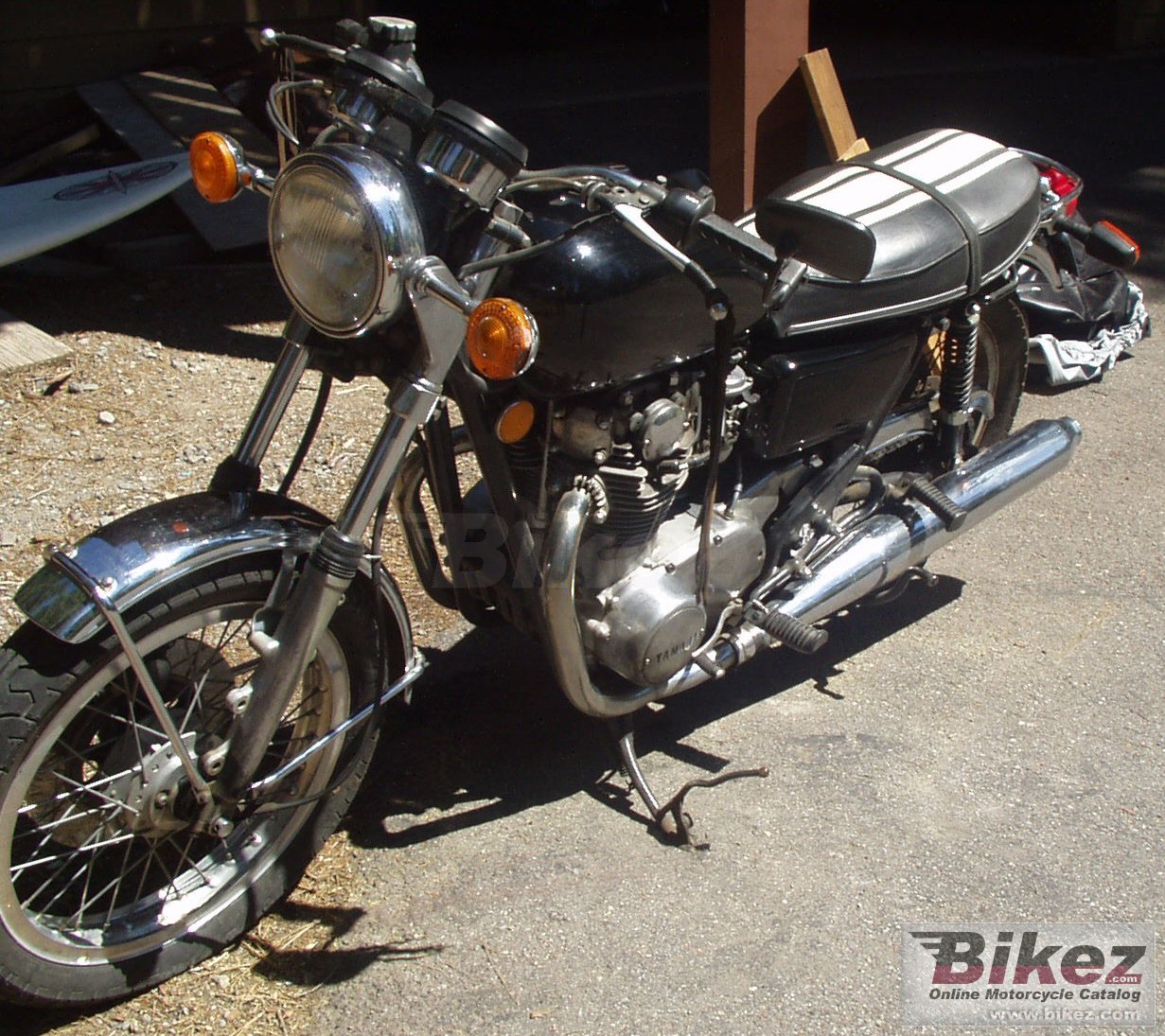 Yamaha TX 750