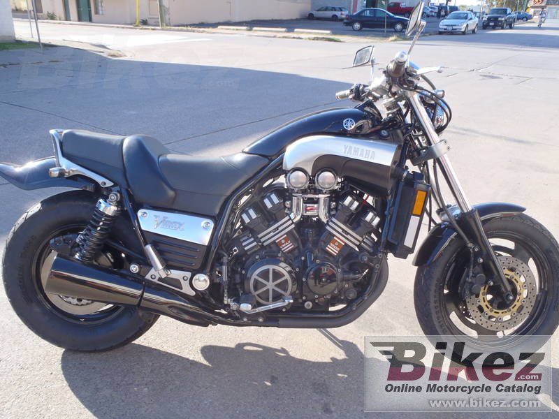 Yamaha V-Max 1200