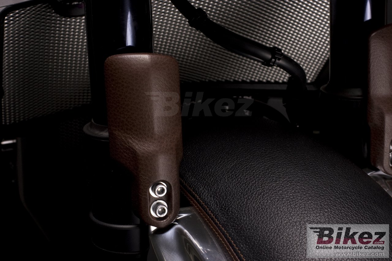 Thumbnail for Yamaha V-Max Hermes 2011