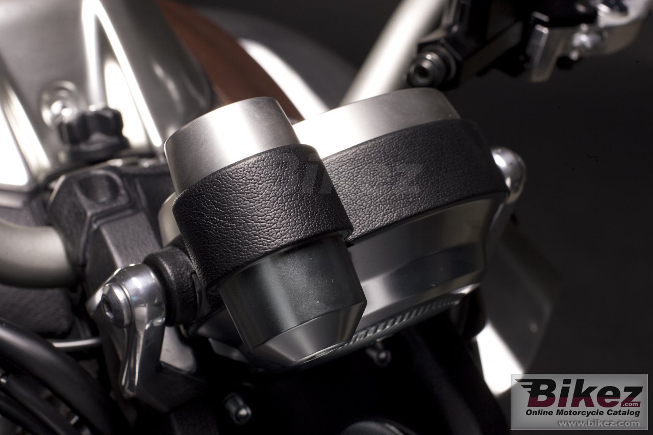 Thumbnail for Yamaha V-Max Hermes 2011