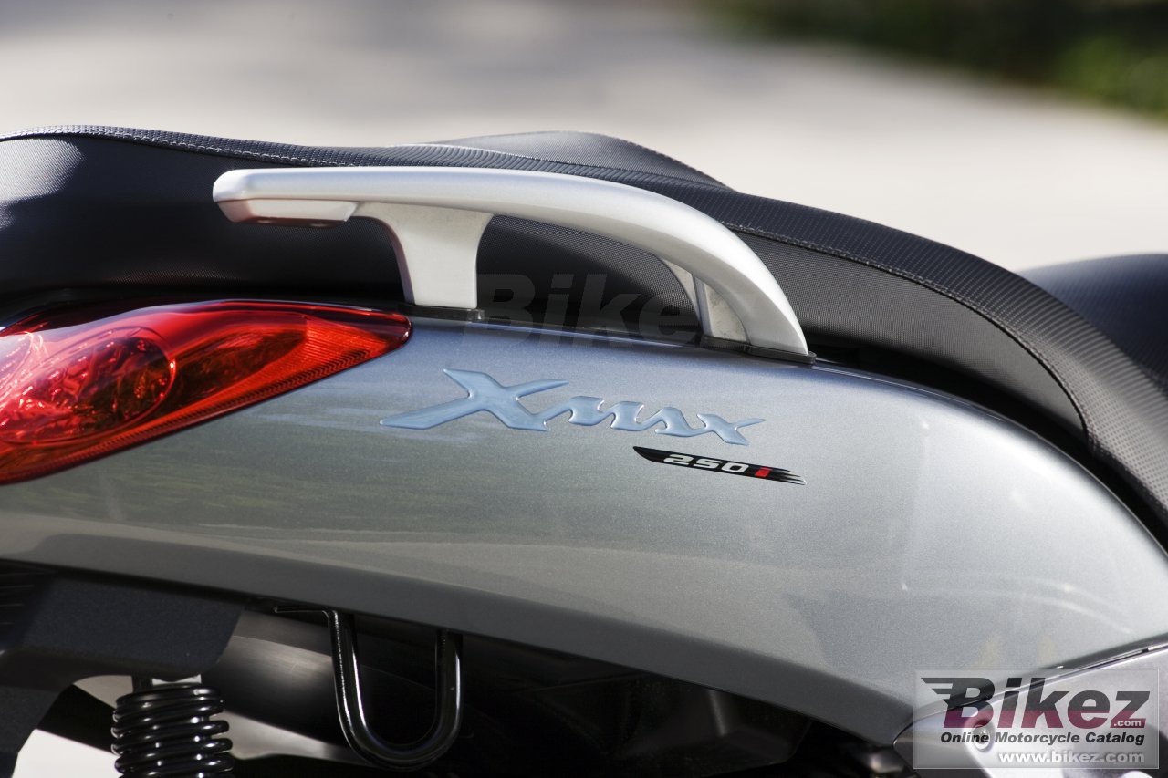 Thumbnail for Yamaha X-Max 250 2007