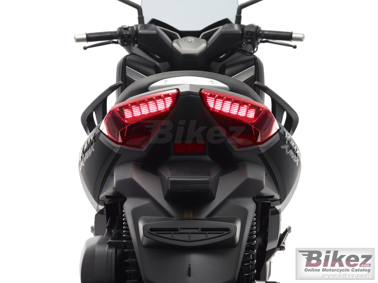 Thumbnail for Yamaha X-MAX 250 2016