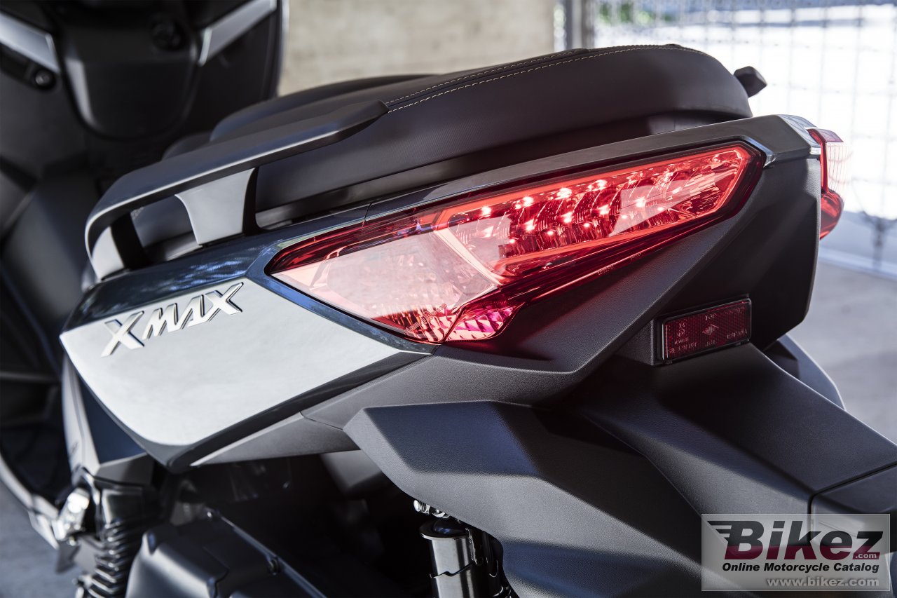 Thumbnail for Yamaha X-MAX 400 2017