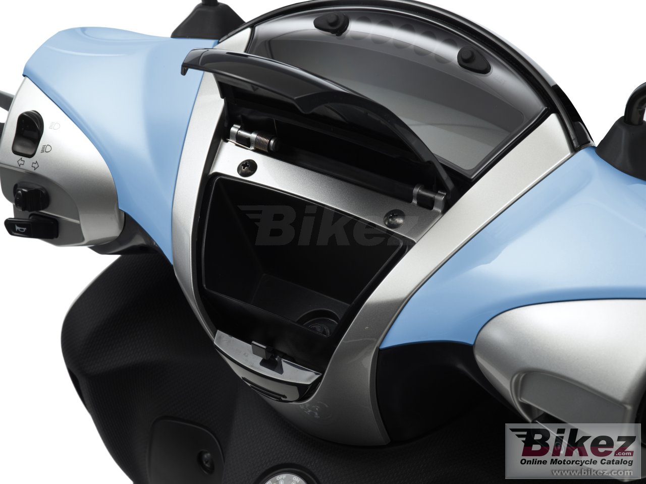 Thumbnail for Yamaha Xenter 125 2012