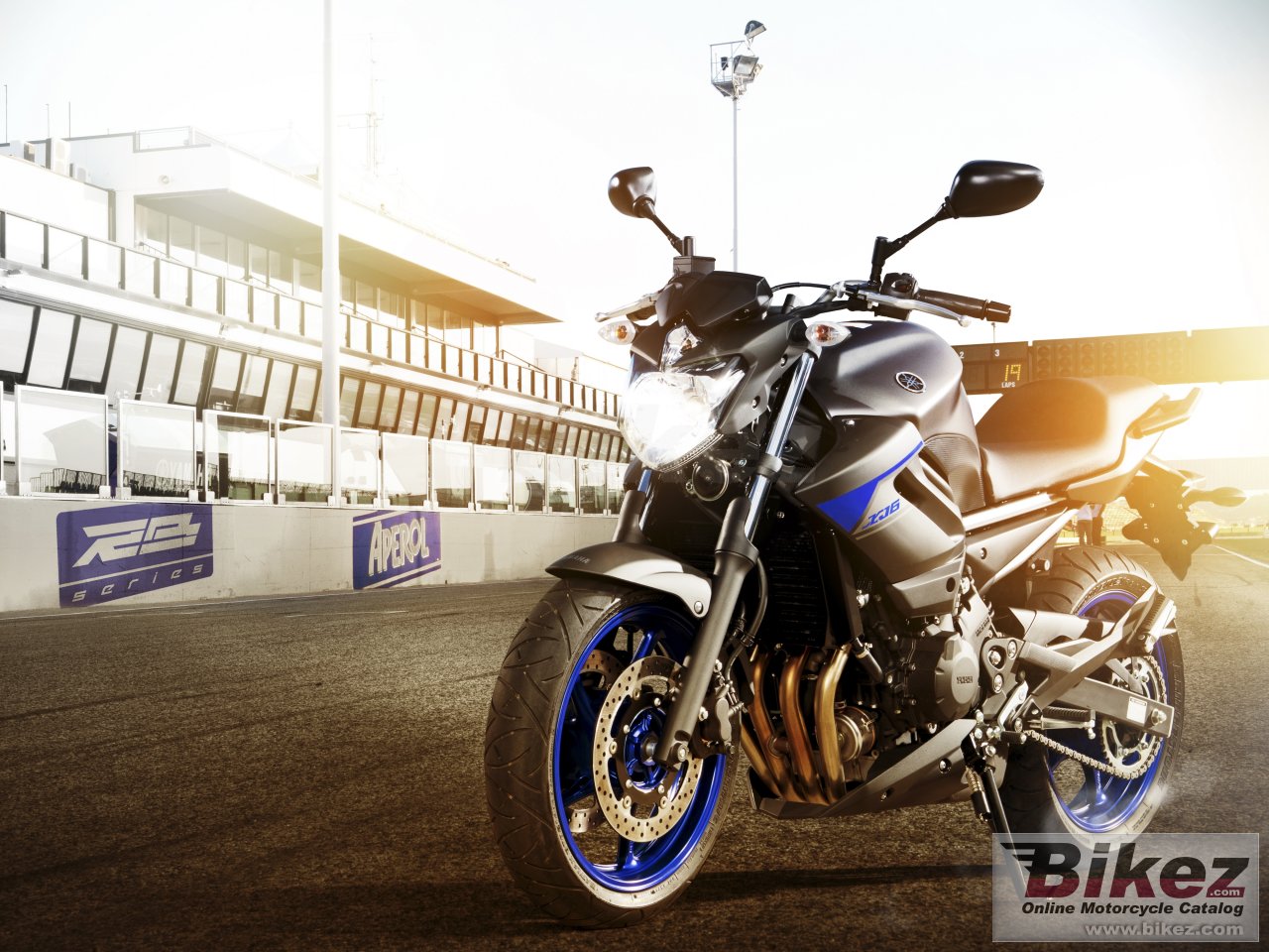 Thumbnail for Yamaha XJ6 2014