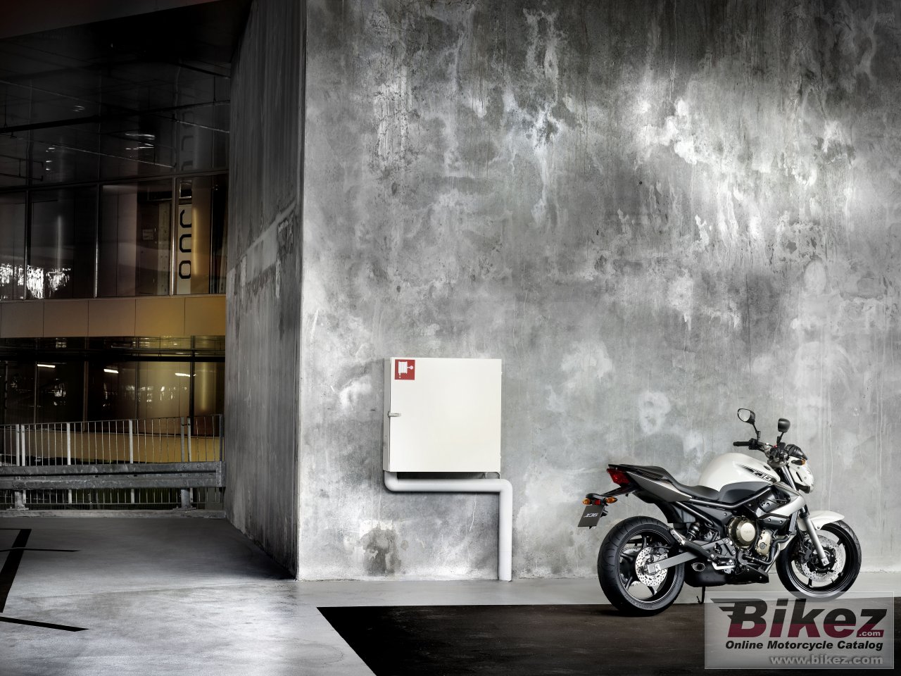 Thumbnail for Yamaha XJ6 ABS 2009
