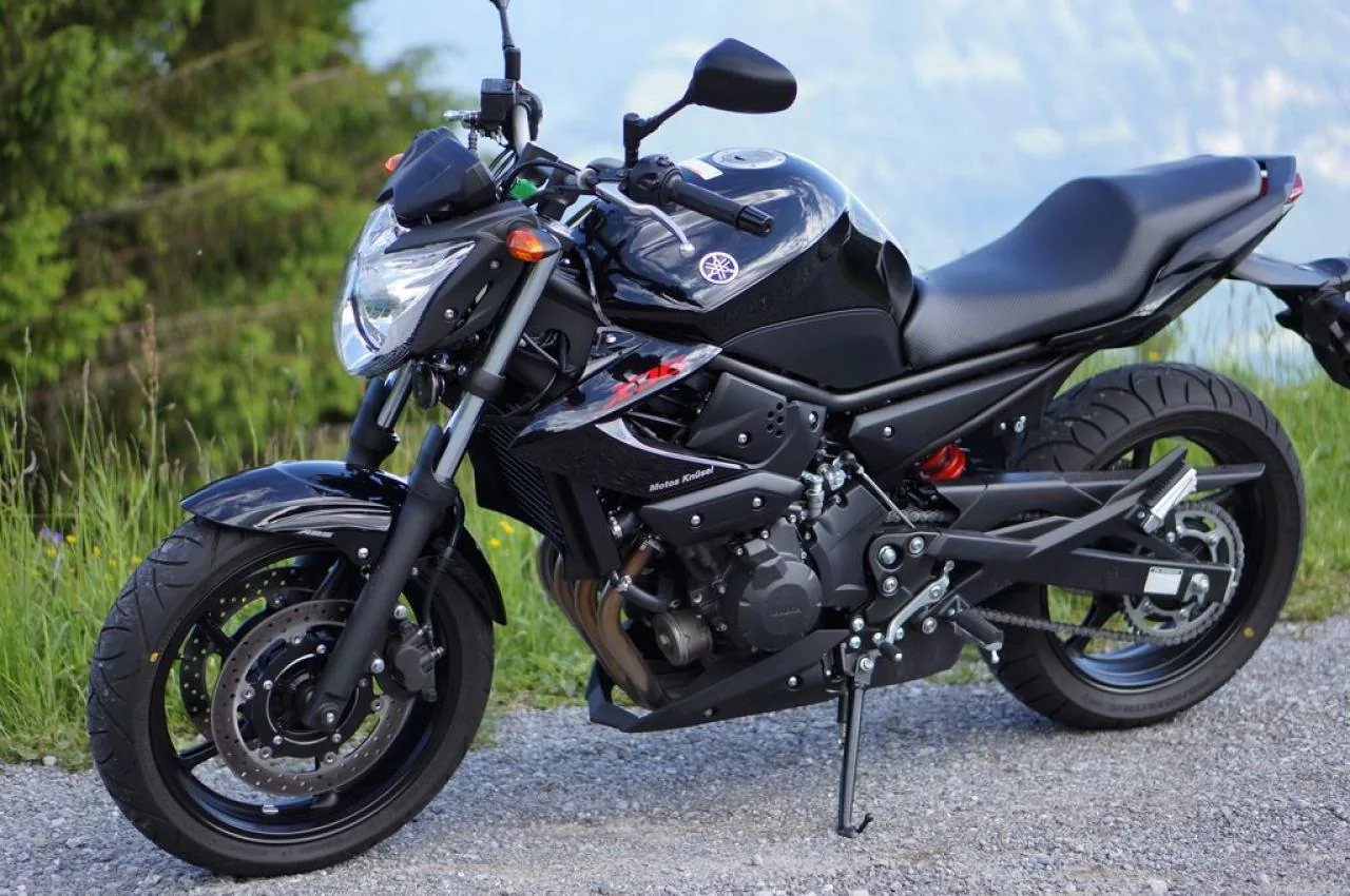 Thumbnail for Yamaha XJ6 ABS 2012