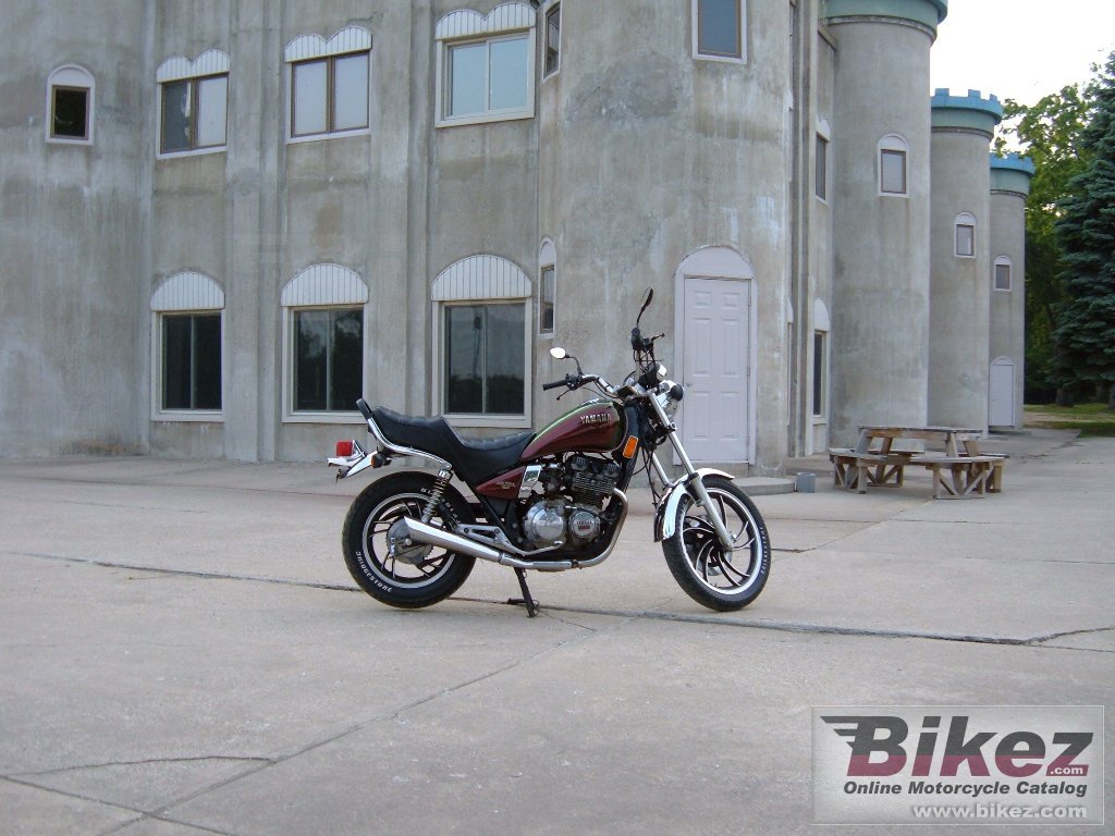 Thumbnail for Yamaha XJ 550 1982