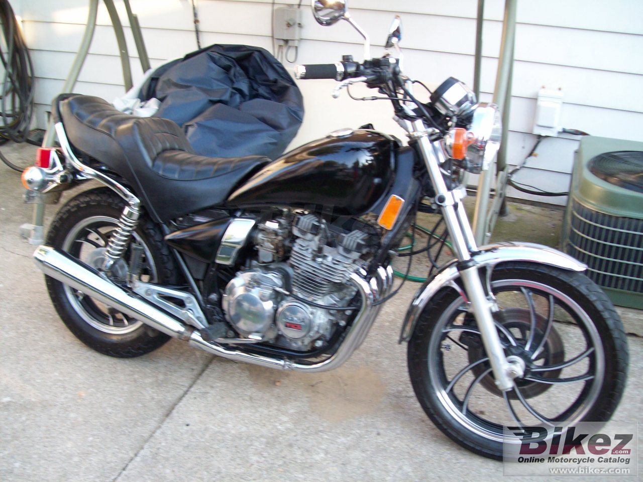 Thumbnail for Yamaha XJ 550 1982