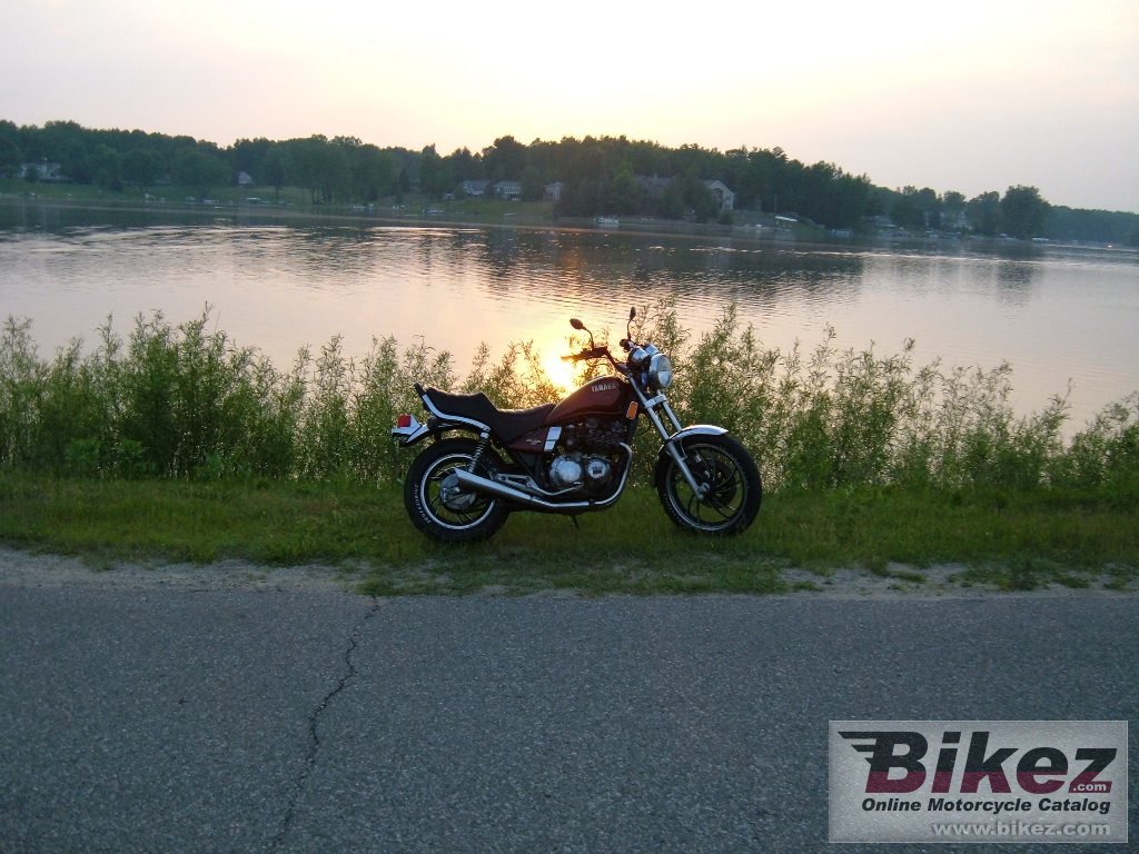 Thumbnail for Yamaha XJ 550 1982