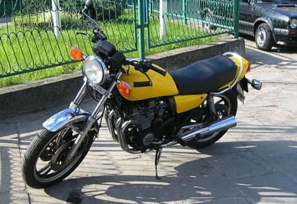 Thumbnail for Yamaha XJ 550 1984