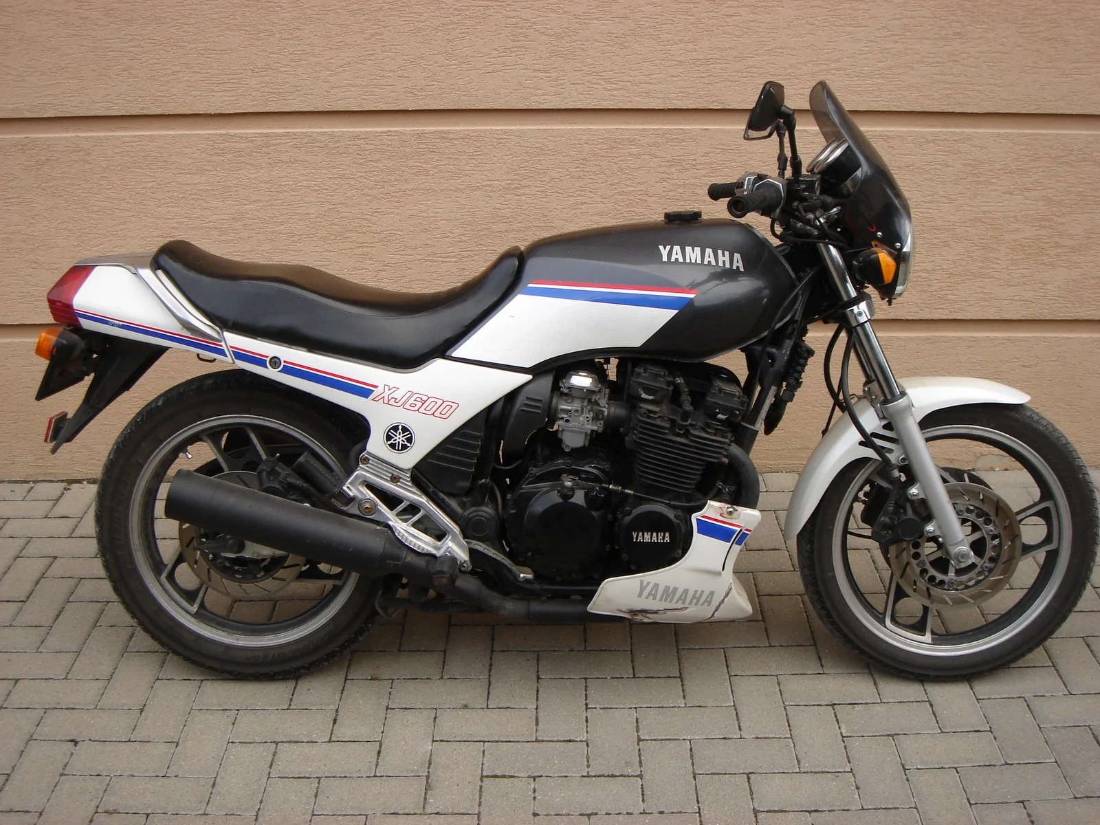 Yamaha XJ 600