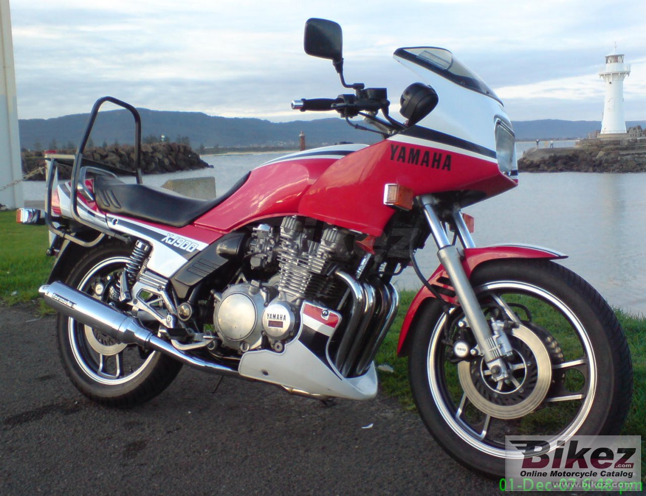 Yamaha XJ 900