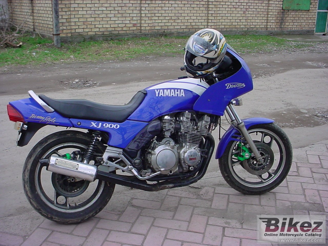 Yamaha XJ 900