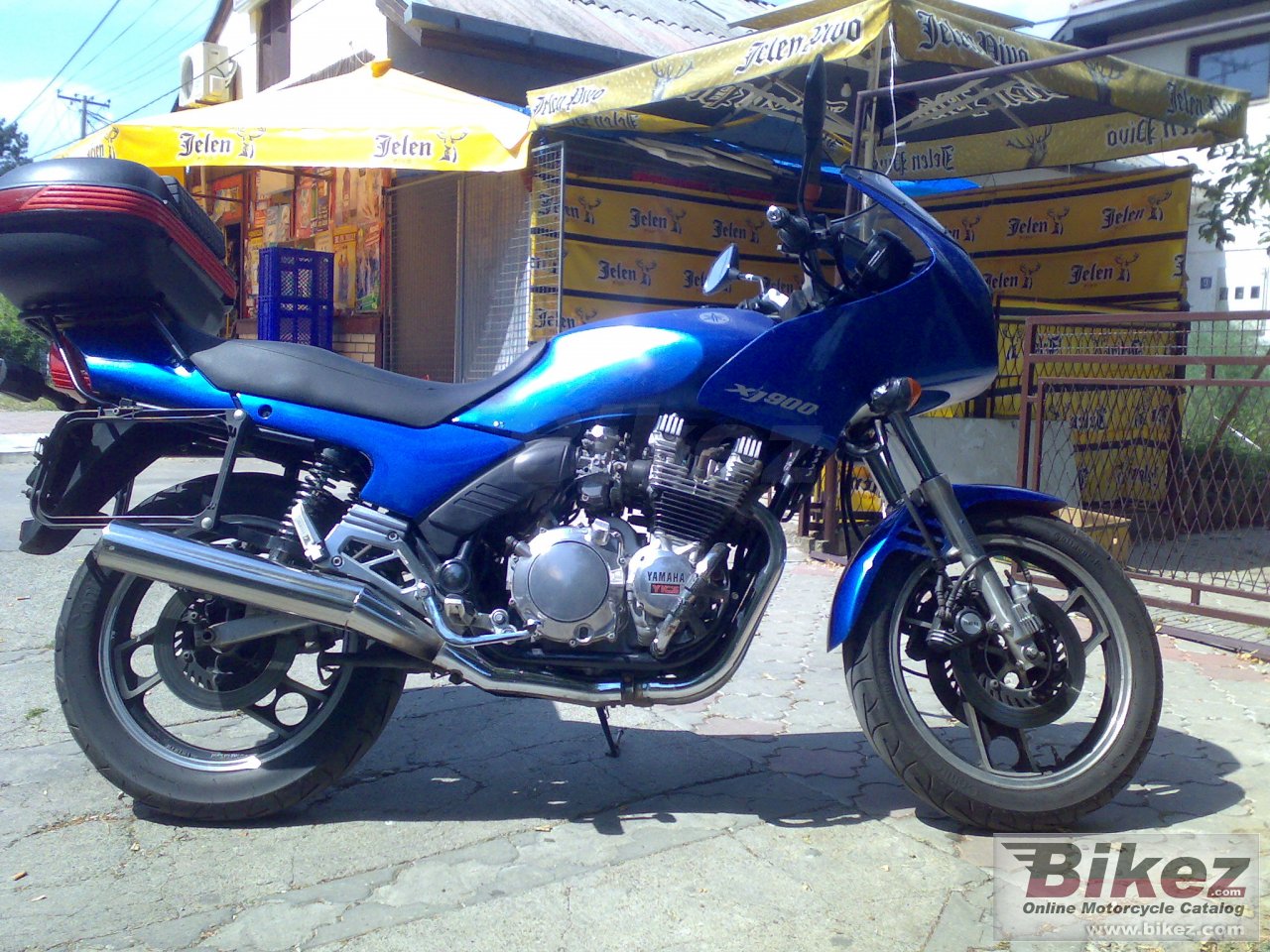 Yamaha XJ 900