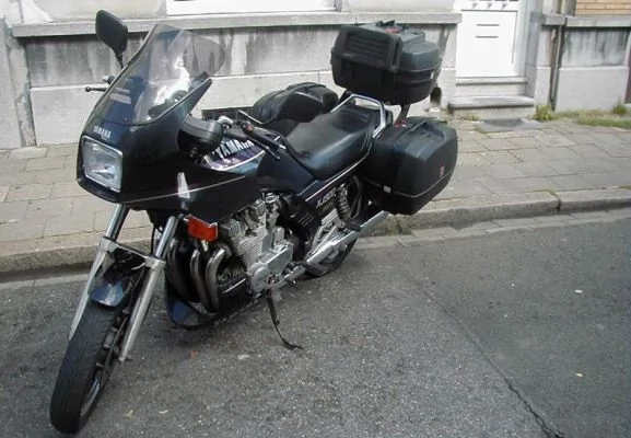 Yamaha XJ 900