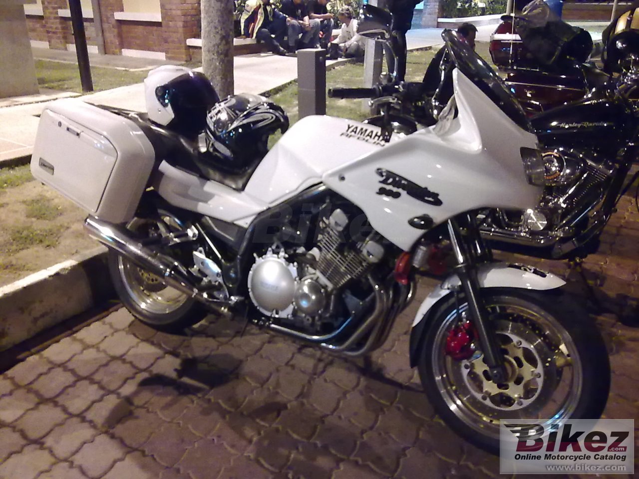 Thumbnail for Yamaha XJ 900 S Diversion 2002
