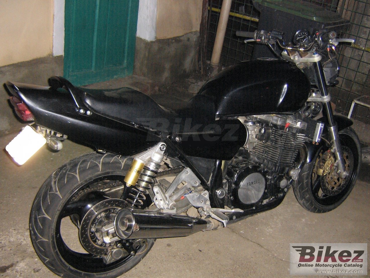 Yamaha XJR 1200