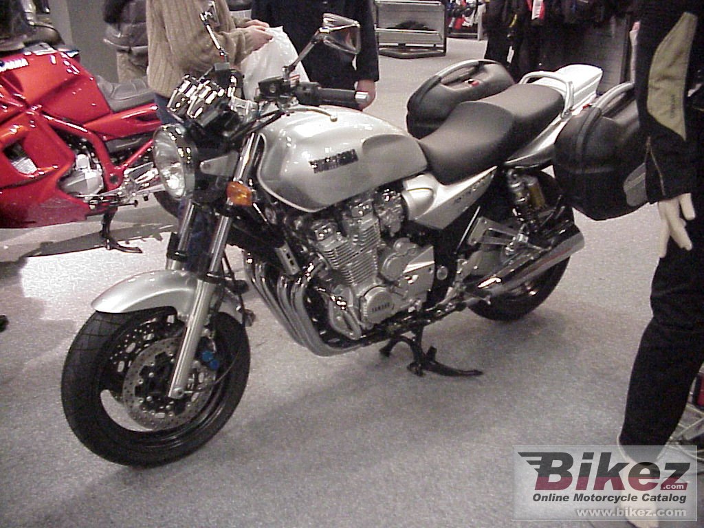 Yamaha XJR 1300