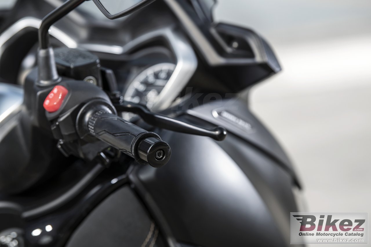 Thumbnail for Yamaha XMax 400 Iron Max 2019
