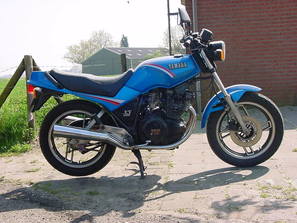 Yamaha XS 400 DOHC