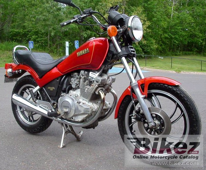 Yamaha XS 400 DOHC (reduced effect)