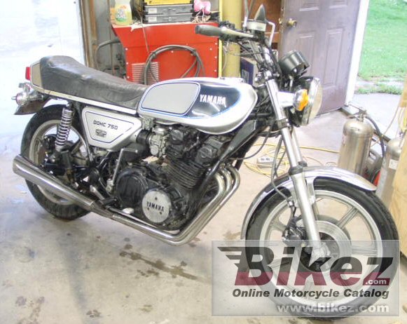 Yamaha XS 750