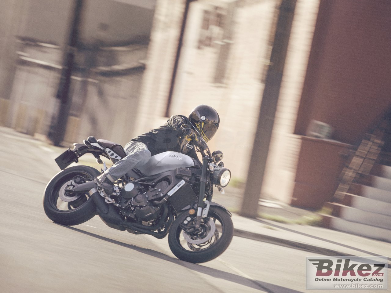Thumbnail for Yamaha XSR900 2017
